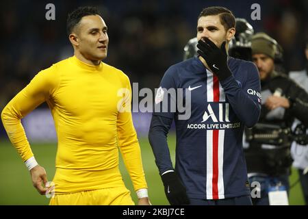 Mauro Icardi et Keilor Navas de Paris Saint-Germain participent au match de football français L1 entre Paris Saint-Germain (PSG) et Dijon, sur 29 février 2020, au stade du Parc des Princes à Paris. (Photo de Mehdi Taamallah/NurPhoto) Banque D'Images