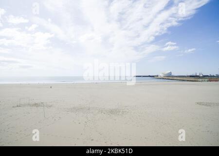 Rue déserte de la plage de matosinhos, l'une des plages les plus fréquentées par les citoyens du district de Porto, Portugal, sur 17 mars 2020. Au Portugal, de nombreuses écoles, clubs, bars, musées, entre autres, sont fermés en raison de la pandémie de Covid-19, et il a été conseillé aux gens de rester à la maison jusqu'au 9th avril (photo de Rita Franca/NurPhoto) Banque D'Images