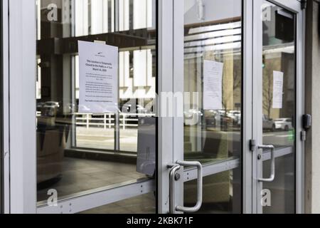 Un gymnase reste fermé au public en raison de l'ordre sans précédent du gouverneur Larry Hogan dans le Maryland qui a décidé de fermer tous les restaurants, appâts, gymnases et cinémas pour ralentir l'épidémie de coronavirus. Silver Spring, Maryland mercredi, 18 mars 2020. (Photo par Aurora Samperio/NurPhoto) Banque D'Images