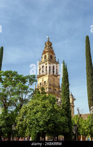 Cordoue, Espagne - 27 octobre 2022 : Puerta del Perdon à la cathédrale de Cordoue, Espagne sur 27 octobre 2022 Banque D'Images