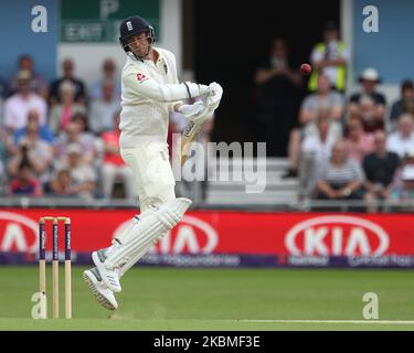 Stuart Broad, d'Angleterre, évite une livraison courte pendant le troisième jour du deuxième match de NAT West Test entre l'Angleterre et le Pakistan au stade de cricket de Headingley, à Leeds, le dimanche 3rd juin 2018. (Photo de Mark Fletcher/MI News/NurPhoto) Banque D'Images