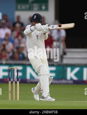 Stuart Broad, d'Angleterre, se battant pendant la troisième journée du deuxième match de NAT West Test entre l'Angleterre et le Pakistan au terrain de cricket de Headingley, à Leeds, le dimanche 3rd juin 2018. (Photo de Mark Fletcher/MI News/NurPhoto) Banque D'Images