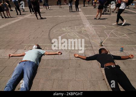 Black Lives Matter, Philly Real Justice et des milliers de Philadelphiens se sont ralliés sur les pas du Musée d'art de Philadelphie avant de se défendre sur Centre City pour exiger justice pour George Floyd, Quatre cents ans de victimes d'oppression et de violence systématiques et, en fin de compte, pour leur propre vie et celle de leurs enfants à Philadelphie, en Pennsylvanie, sur 30 mai 2020. (Photo par Cory Clark/NurPhoto) Banque D'Images