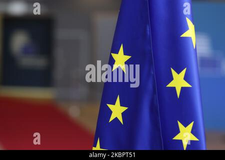 Drapeaux de l'Europe ou drapeau européen est le symbole du Conseil de l'Europe le Conseil de l'Europe et de l'Union européenne comme vu avec les drapeaux nationaux des nations européennes dans le bâtiment Forum Europa de la capitale belge Bruxelles. Le drapeau de l'UE a été conçu par Arsène Heitz et Paul M. G. Lévy. Bruxelles, Belgique - 21 février 2020 (photo de Nicolas Economou/NurPhoto) Banque D'Images