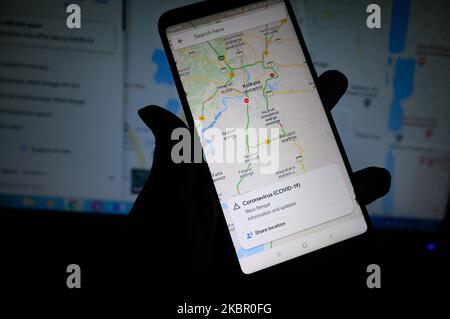 Dans cette photo d'illustration, la carte de Google est affichée sur un écran d'ordinateur portable à Tehatta, Nadia, Bengale-Occidental, Inde sur 9 juin 2020. Google ajoute des fonctionnalités à son service cartes pour alerter les utilisateurs des restrictions de voyage liées à COVID-19 afin des aider à mieux planifier leurs voyages. La mise à jour permettrait aux utilisateurs de vérifier la quantité de trains à un moment donné ou si les bus sur un certain itinéraire sont en cours d'exécution à un horaire limité. (Photo Illustration de Soumyabrata Roy/NurPhoto) Banque D'Images