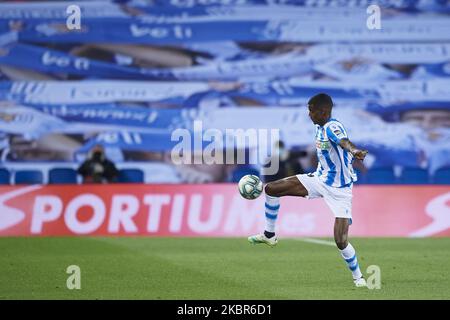 Alexandre Isak de Real Sociedad contrôle le ballon pendant le match de la Ligue entre Real Sociedad et CA Osasuna à Estadio Anoeta sur 14 juin 2020 à San Sebastian, Espagne. (Photo de Jose Breton/Pics action/NurPhoto) Banque D'Images