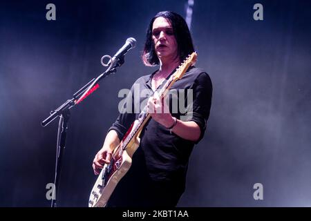 Brian Molko du groupe de rock Placebo se produit en direct à Ippodromo del Galoppo à Milan, Italie, sur 22 juillet 2014 (photo de Mairo Cinquetti/NurPhoto) Banque D'Images