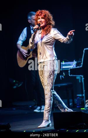 Fiorella Mannoia se produit en direct à Milan, Italie, sur 21 avril 2015 (photo de Mairo Cinquetti/NurPhoto) Banque D'Images