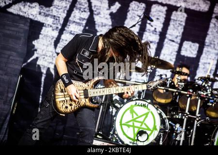 Jon Donais du groupe américain de métaux lourds Anthrax se produit en direct à Alcatraz à Milan, Italie, sur 5 novembre 2015 (photo de Mairo Cinquetti/NurPhoto) Banque D'Images