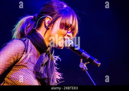 Carmen Consoli se produit en direct à Carroponte à Milan, Italie, sur 5 septembre 2015 (photo de Mairo Cinquetti/NurPhoto) Banque D'Images