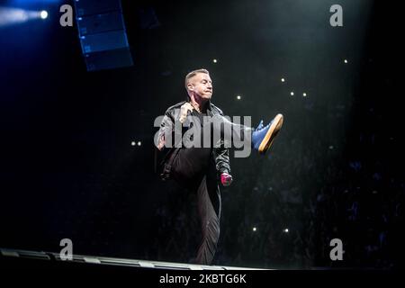 Macklemore se produit en direct au Forum de Mediolanum à Milan, Italie, sur 04 avril 2016 (photo de Mairo Cinquetti/NurPhoto) Banque D'Images