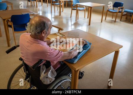 Les maisons de retraite comme Palamós Gent Gran a commencé à travailler dans la normalité il y a quelques jours en Catalogne, sur 16 juillet 2020. Même ainsi, les règles pour les visiteurs et les résidents changent rapidement en raison du grand nombre de foyers de virus Covid-19 qui apparaissent dans tout le pays au cours des derniers jours. (Photo par Adrià Salido Zarco/NurPhoto) Banque D'Images