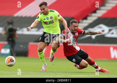 George Baldock de Sheffield United en action avec Danny ings lors du match de la Premier League entre Southampton et Sheffield United au stade St Mary's, Southampton. (Photo de Jon Bromley/MI News/NurPhoto) Banque D'Images