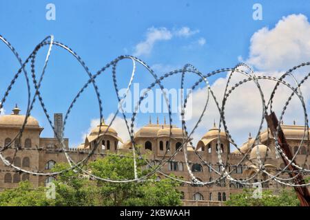 Une vue sur l'hôtel où le ministre en chef du Rajasthan, Ashok Ghelot, ainsi que les chefs du Congrès et les députés, séjournent à Jaipur, Rajasthan, Inde, 27 juillet, 2020.(photo de Vishal Bhatnagar/NurPhoto) Banque D'Images