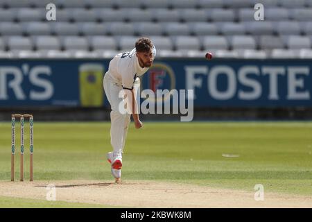 Bowling Ben Coad du Yorkshire lors du match de Bob Willis Trophy entre Durham et Yorkshire à Emirates Riverside, Chester le Street, Angleterre, le 2nd août 2020. (Photo de Mark Fletcher/MI News/NurPhoto) Banque D'Images