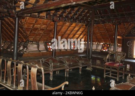 Mantrasala (chambre du Conseil) à l'intérieur du palais royal de Padmanabhapuram à Padmanabhapuram, Tamil Nadu, Inde sur 11 février 2020. Le palais de Padmanabhapuram (également connu sous le nom de palais de Kalkulam) est l'ancienne capitale de l'ancien royaume hindou de Travancore a été construit autour de 1601 ce par Iravi Varma Kulasekhara Perumal. Le fondateur de Travancore moderne, le roi Anizham Thirunal Marthanda Varma (1706-1758), qui a dirigé Travancore de 1729 à 1758, a reconstruit le palais vers 1750. (Photo de Creative Touch Imaging Ltd./NurPhoto) Banque D'Images