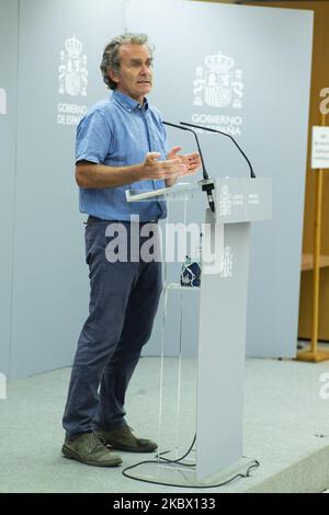 Le directeur du Centre de coordination des alertes et urgences sanitaires, Fernando Simon, offre une conférence de presse pour informer sur l'évolution de la COVID-19, au siège du Ministère de la Santé de l'10 août 2020 à Madrid, Espagne. (Photo par Oscar Gonzalez/NurPhoto) Banque D'Images