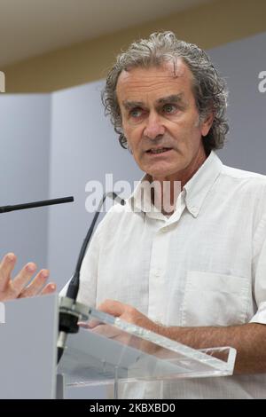 Le directeur du Centre de coordination des alertes sanitaires et des urgences, Fernando Simon, tient une conférence de presse au Ministère de la Santé pour informer sur la situation actuelle de Covid-19 sur 20 août 2020 à Madrid, Espagne. (Photo par Oscar Gonzalez/NurPhoto) Banque D'Images