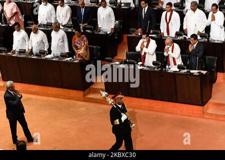 Le président sri lankais Gotabaya Rajapaksa arrive au Parlement représente la principale déclaration du nouveau gouvernement lors de la session inaugurale du nouveau Parlement à Colombo, Sri Lanka, 20 août 2020. (Photo d'Akila Jayawardana/NurPhoto) Banque D'Images