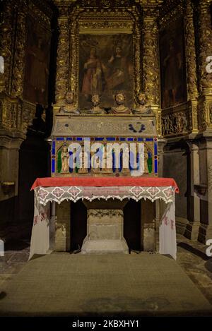 Retatable à l'intérieur de la cathédrale de Gérone (Catalogne, Espagne) ESP: Retablo al interior de la catedral de Gerona (Cataluña, España) Banque D'Images