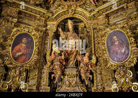 Retatable à l'intérieur de la cathédrale de Gérone (Catalogne, Espagne) ESP: Retablo al interior de la catedral de Gerona (Cataluña, España) Banque D'Images