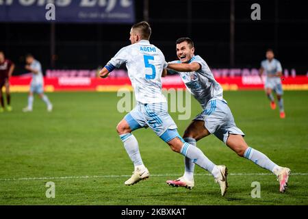 Arijan Ademi, de Dinamo Zagreb, célèbre après avoir obtenu 1-0 points pendant le cours CFR 1907 Cluj contre Dinamo Zagreb Champions League, deuxième cycle de qualification, au stade Constantin Radulescu sur 26 août 2020 à Cluj-Napoca, Roumanie. (Photo de Flaviu Buboi/NurPhoto) Banque D'Images