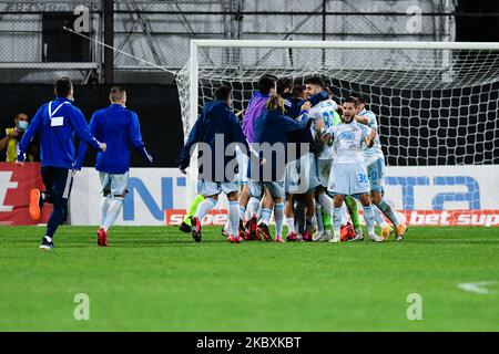 Les joueurs de Dinamo Zagreb fêtent après avoir participé au match contre CFR 1907 Cluj, Ligue des champions de l'UEFA, deuxième cycle de qualification, au stade Constantin Raulescu sur 26 août 2020 à Cluj-Napoca, Roumanie. (Photo de Flaviu Buboi/NurPhoto) Banque D'Images