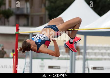 Elena Vallortigara remporte la finale de saut en hauteur des femmes lors des Championnats nationaux d'athlétisme italiens au Stadio Daciano Colbachini sur 30 août 2020 à Padoue, en Italie. (Photo de Massimo Bertolini/NurPhoto) Banque D'Images