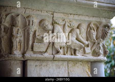 Cloître et détails des capitales de la cathédrale de Gérone (Catalogne, Espagne) ESP: Claustro y detalles de los capitules de la catedral de Gerona Banque D'Images