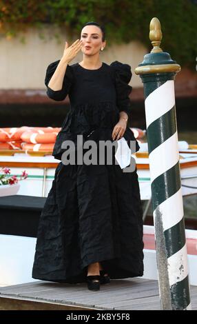 Arisa arrive à l'Excelsior lors du Festival du film de Venise de 77th sur 04 septembre 2020 à Venise, en Italie. (Photo de Matteo Chinellato/NurPhoto) Banque D'Images