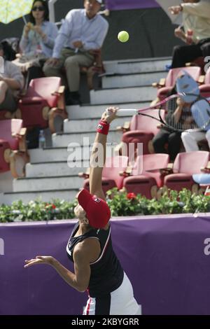 Polona Hercog, de Slovénie, sert à Galina Voskoboeva, du Kazakhstan (pas d'image) le jour 6 dans la demi-finale de tennis ouvert de Corée Hansol au court de tennis olympique dans l'est de Séoul, le 20 septembre 2011, Corée du Sud. Galina Voskoboeva a gagné en jeux droits 6-1, 6-4. (Photo de Seung-il Ryu/NurPhoto) Banque D'Images