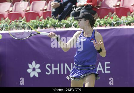 Galina Voskoboeva, du Kazakhstan, revient à Polona Hercog, de Slovénie (pas d'image) le jour 6 dans la demi-finale de l'Open de tennis de la Corée Hansol au court de tennis olympique de l'est de Séoul, le 20 septembre 2011, en Corée du Sud. Galina Voskoboeva a gagné en jeux droits 6-1, 6-4. (Photo de Seung-il Ryu/NurPhoto) Banque D'Images