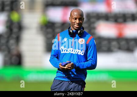 Sone Aluko de Reading pendant le match de championnat de pari de ciel entre le comté de Derby et Reading au Pride Park, Derby, Angleterre, on 12 septembre 2020. (Photo de Jon Hobley/MI News/NurPhoto) Banque D'Images