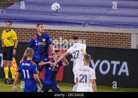 Le défenseur du FC Cincinnati, Maikel van der Werff, tente de diriger le ballon lors d'un match de football MLS entre le FC Cincinnati et le Chicago Fire qui s'est terminé par un tirage au sort de 0-0 au stade Nippert, mercredi, 2 septembre 2020, à Cincinnati, OH. (Photo de Jason Whitman/NurPhoto) Banque D'Images