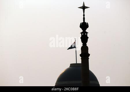 Une vue sur le coloumn de Jaipur à Rashtrapati Bhavan- la succession présidentielle telle que vue de Rajpath sur 21 septembre 2020 à New Delhi, Inde. (Photo de Mayank Makhija/NurPhoto) Banque D'Images