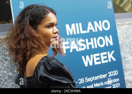 L'invité est vu au défilé de mode Francesca Liberatore lors de la semaine de la mode des femmes de Milan sur 25 septembre 2020 à Milan, Italie (photo de Mairo Cinquetti/NurPhoto) Banque D'Images