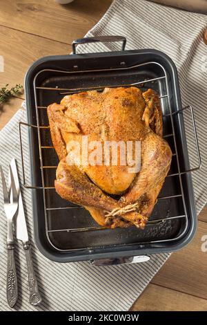 Dinde rôtie maison pour Thanksgiving avec tous les côtés Banque D'Images