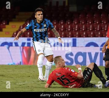 Lautaro Martinez du FC Internazionale pendant la série Un match entre Benevento Calcio et le FC Internazionale Milano sur le stade 30 septembre 2020 'Ciro Vigorito' à Benevento, Italie (photo de Gabriele Maricchiolo/NurPhoto) Banque D'Images