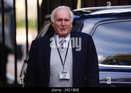 Sir Edward Lister, conseiller stratégique en chef du Premier ministre britannique Boris Johnson, arrive sur Downing Street à Londres, en Angleterre, sur 7 octobre 2020. (Photo de David Cliff/NurPhoto) Banque D'Images