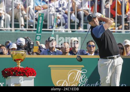 Steven Bowditch, joueur de l'équipe internationale, a joué sur le tee-shirt 1th lors du match de la PGA Presidents Cup 4Ball au Jack Nicklaus GC à Incheon, en Corée du Sud. (Photo de Seung-il Ryu/NurPhoto) Banque D'Images