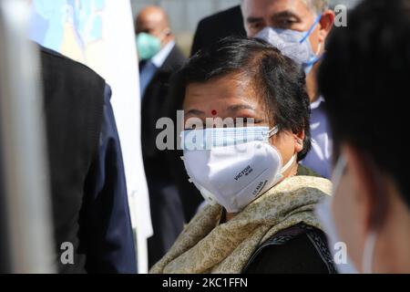 Le juge en chef de Jammu-et-Cachemire, Gita Mittal, lors de sa visite à Sopore, district de Baramulla, Jammu-et-Cachemire, Inde, le 10 octobre 2020. (Photo de Nasir Kachroo/NurPhoto) Banque D'Images