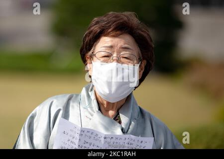 Lee Yong-soo, la victime japonaise du réconfort militaire, tient une conférence de presse à l'Assemblée nationale de Yeouido pour demander le retrait de l'ordre de démantèlement de la statue de la paix à Mitte, Berlin, Allemagne sur 14 octobre 2020 à Séoul, Corée du Sud. (Photo de Chris Jung/NurPhoto) Banque D'Images