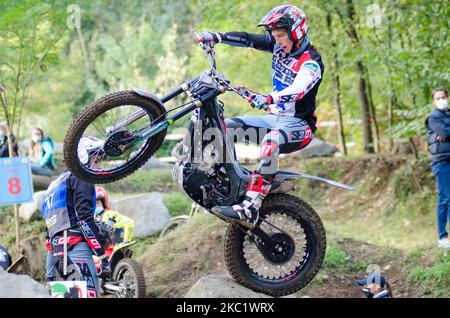 LAZZATE, ITALIE - 10 OCTOBRE 2020 : Billy Green, équipe de Montesa, en action lors des Championnats du monde FIM Trial2 2020 à Lazzate, Italie, on 11 octobre 2020. (Photo de Massimo Bertolini/NurPhoto) Banque D'Images