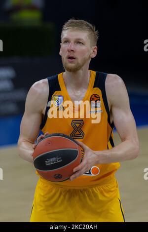 Vyacheslav Zaitcev, #8 de Khimki Moscou en action pendant le match de la saison régulière 2020/2021 de l'Euroligue J4 entre Baskonia Vitoria Gasteiz et Khimki Moscou à l'arène Fernando Buesa sur 16 octobre 2020 à Vitoria-Gasteiz, Espagne (photo de Frank Lovicario/NurPhoto) Banque D'Images