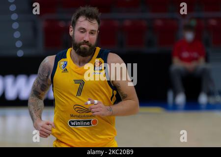 Sergey Karasev, #7 de Khimki Moscou en action pendant le match de l'Euroligue régulière de la saison J4 2020/2021 entre Baskonia Vitoria Gasteiz et Khimki Moscou à l'arène Fernando Buesa sur 16 octobre 2020 à Vitoria-Gasteiz, Espagne (photo de Frank Lovicario/NurPhoto) Banque D'Images