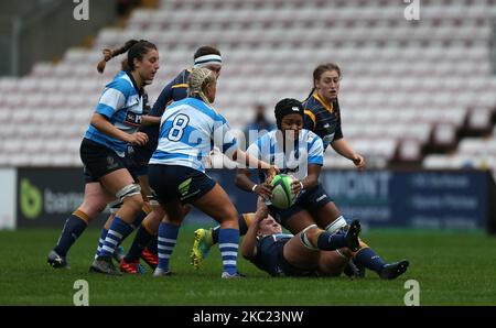 Tiana Gordon de Darlington Mowden Park Sharks est affronté lors du match FÉMININ ALLIANZ PREMIER 15S entre Darlington Mowden Park Sharks et Worcester Warriors à la Northern Echo Arena de Darlington, le samedi 17th octobre 2020. (Photo de Chris Booth/MI News/NurPhoto) Banque D'Images