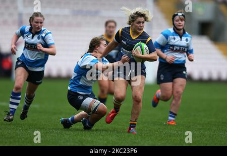 Linzi Taylor de Darlington Mowden Park Sharks et Alex Callender de Worcester Warriors Women lors du match FÉMININ ALLIANZ PREMIER 15S entre Darlington Mowden Park Sharks et Worcester Warriors à la Northern Echo Arena, Darlington, le samedi 17th octobre 2020. (Photo de Chris Booth/MI News/NurPhoto) Banque D'Images