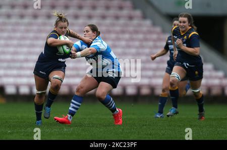 Amy Orrow, de Darlington Mowden Park Sharks, et Taz Bruckell, de Worcester Warriors Women, lors du match FÉMININ ALLIANZ PREMIER 15S entre Darlington Mowden Park Sharks et Worcester Warriors, à la Northern Echo Arena, à Darlington, le samedi 17th octobre 2020. (Photo de Chris Booth/MI News/NurPhoto) Banque D'Images