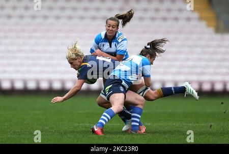 Kenny Thomas et Linzi Taylor, de Darlington Mowden Park Sharks, et Alex Matthews, de Worcester Warriors Women, lors du match FÉMININ ALLIANZ PREMIER 15S entre Darlington Mowden Park Sharks et Worcester Warriors, à la Northern Echo Arena, à Darlington, le samedi 17th octobre 2020. (Photo de Chris Booth/MI News/NurPhoto) Banque D'Images