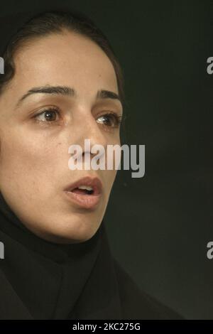 Photo du fichier montre Masih Alinejad, journaliste iranienne, activiste politique et militante des droits des femmes, parle avec les médias lors d'une réunion à Téhéran sur 16 avril 2005. Un tribunal révolutionnaire en Iran a condamné frère de Masih Alinejad à huit ans de prison. (Photo de Morteza Nikoubazl/NurPhoto) Banque D'Images